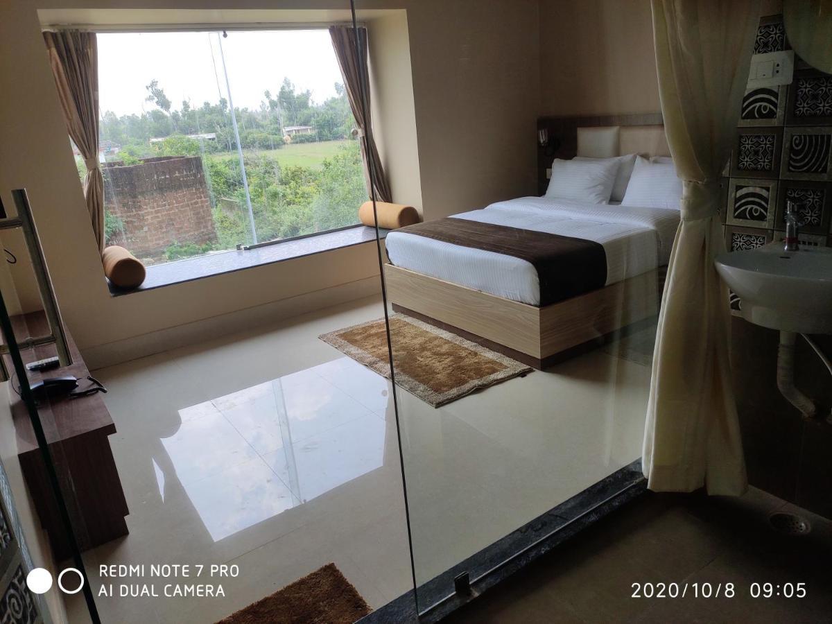The Pearl Hotel Puri Exterior photo