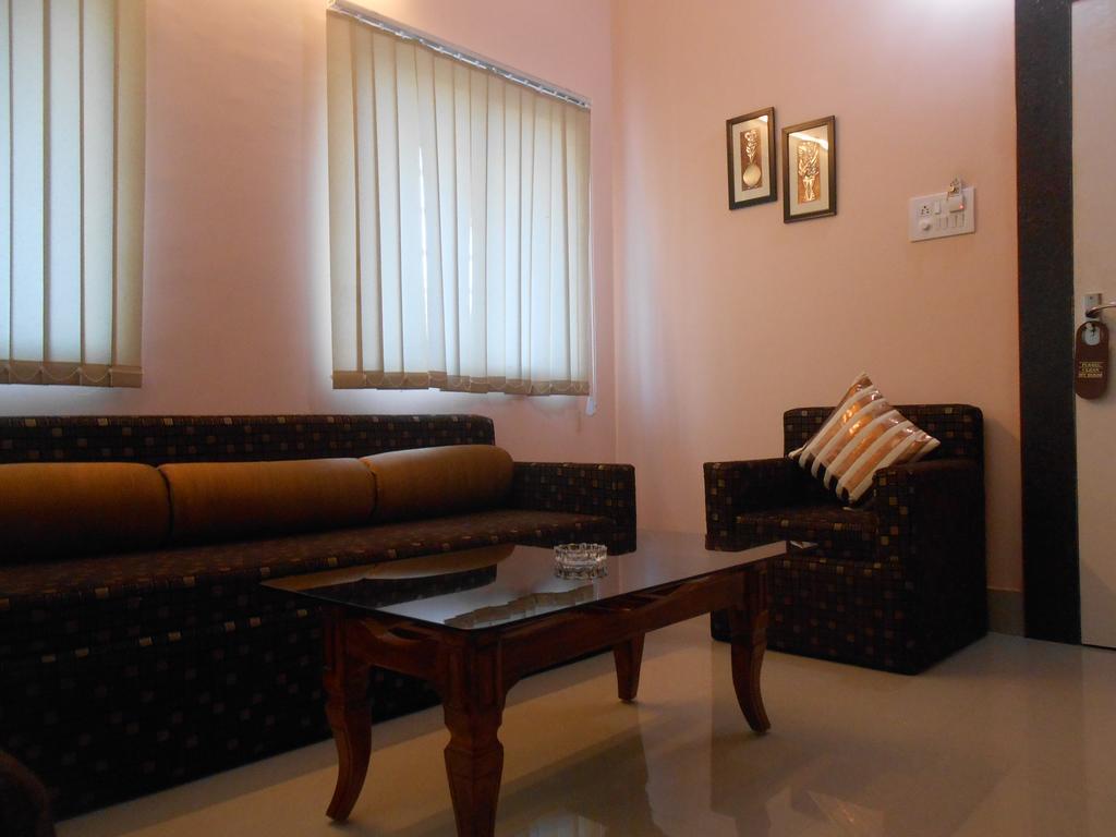 The Pearl Hotel Puri Exterior photo